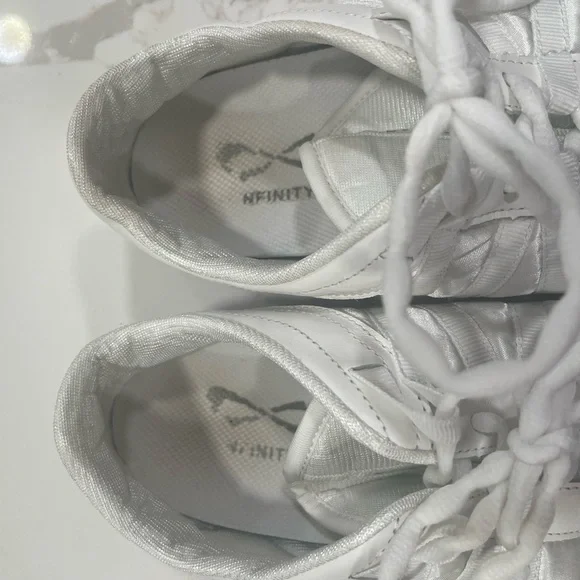 NFINITY Evolution White Sneakers - Picture 8 of 8